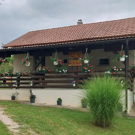Guest House Happy Day Slunj Exterior foto